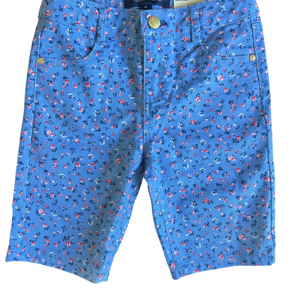 NWT Tommy Hilfiger girls Bermuda shorts, size 10